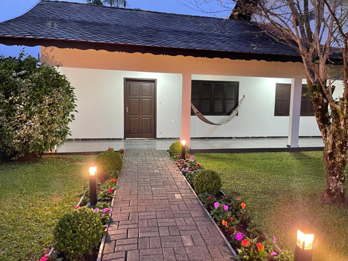 Casa Melhor Localizada Em Помероди Экстерьер фото